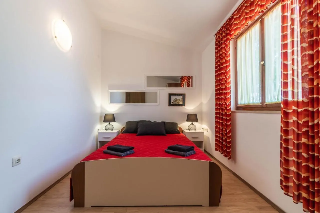 Family Friendly Apartments With A Swimming Pool Krnica, Marcana - 7357