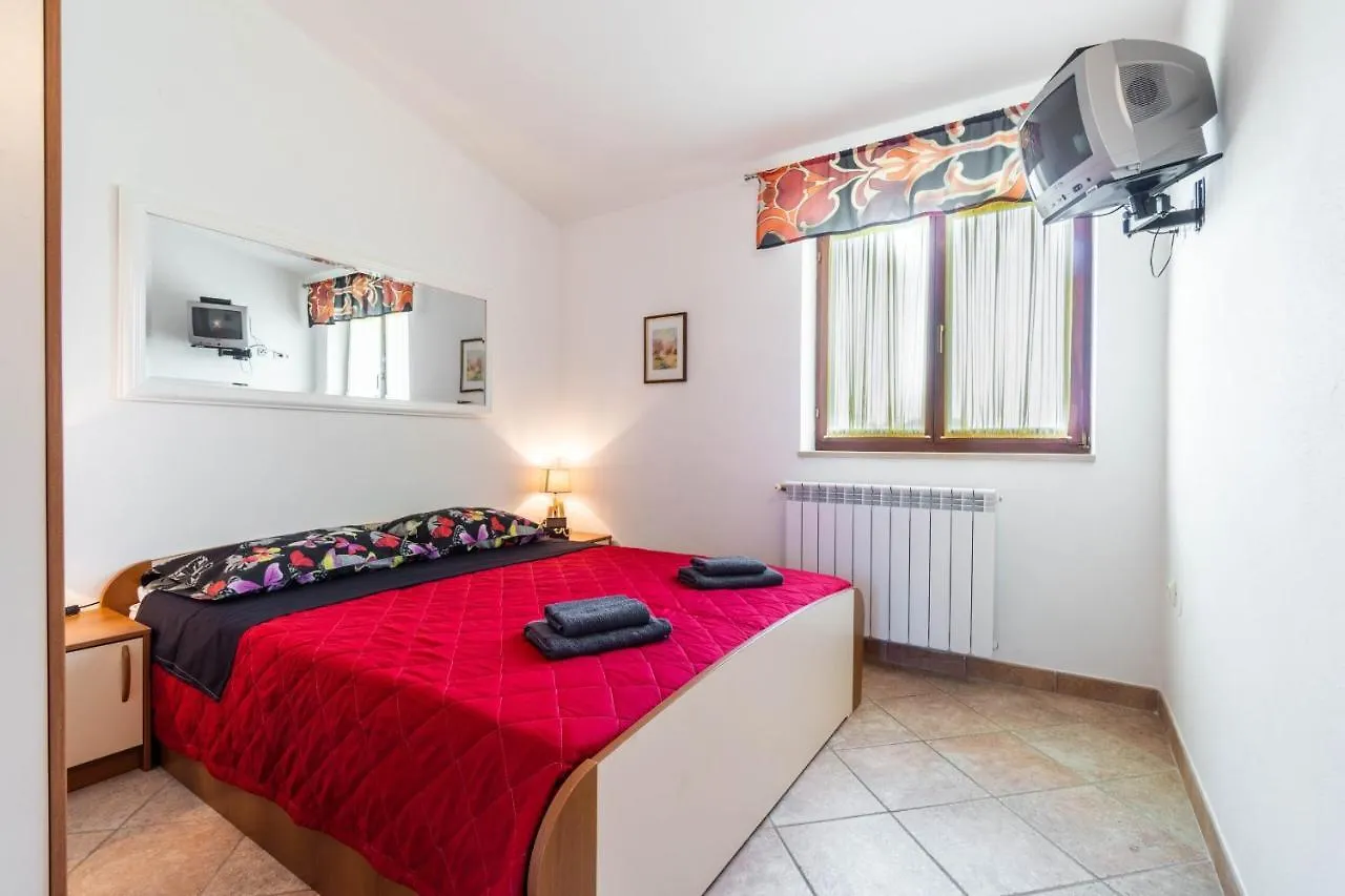 Family Friendly Apartments With A Swimming Pool Krnica, Marcana - 7357 0*, Krnica Croatia